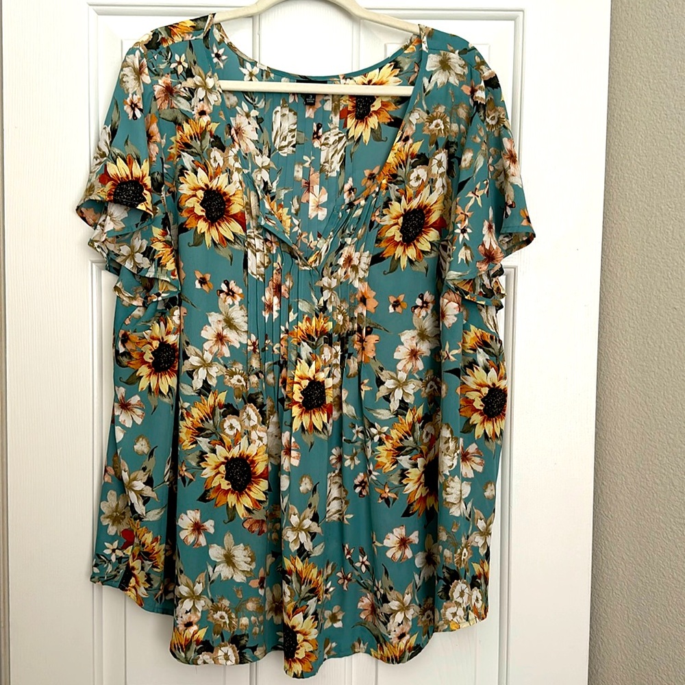 Torrid Sunflower Top women’s 3X